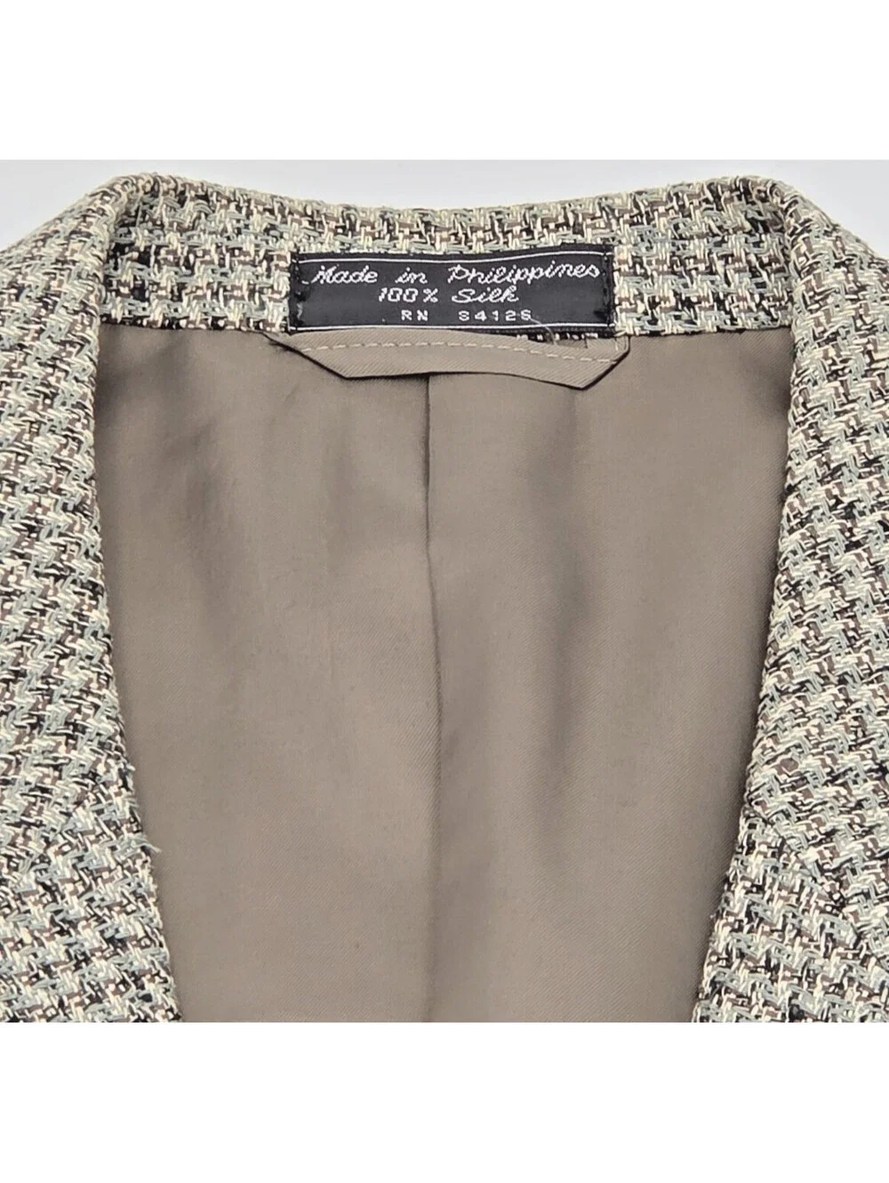 Vintage Halberstadt’s 100% Silk Sport Coat Mens 42R Gray Tan Blazer